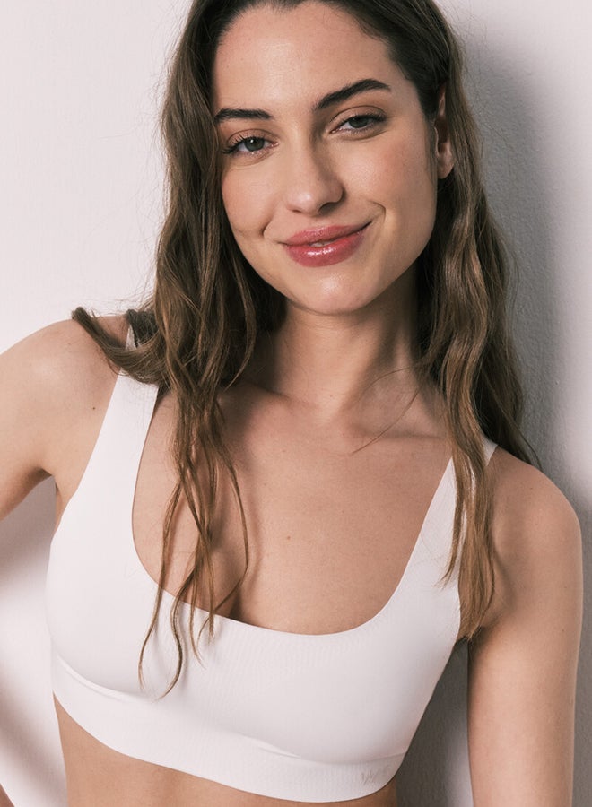 women'secret White Clean Cut Microfiber Plain Top - Image 3