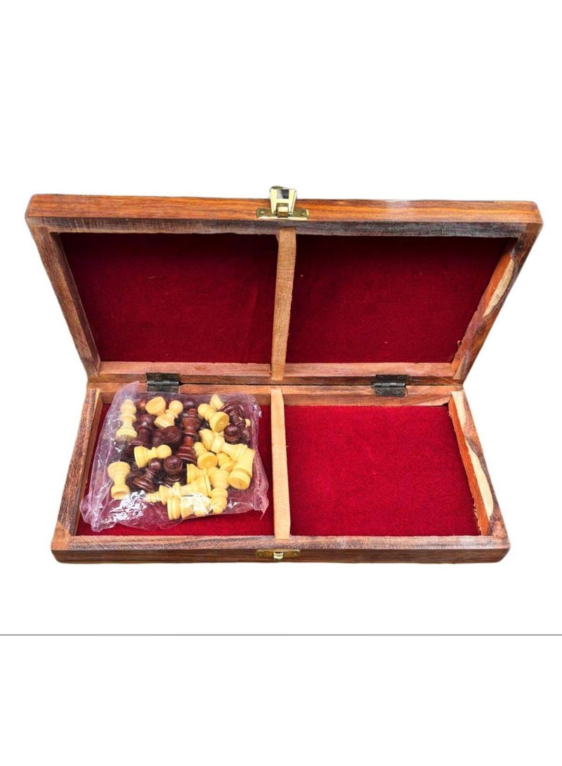 Handmade Indian chess set made of sheesham wood, measuring 30 x 15 cm, luxurious design, suitable for playing and decoration. - Image 2