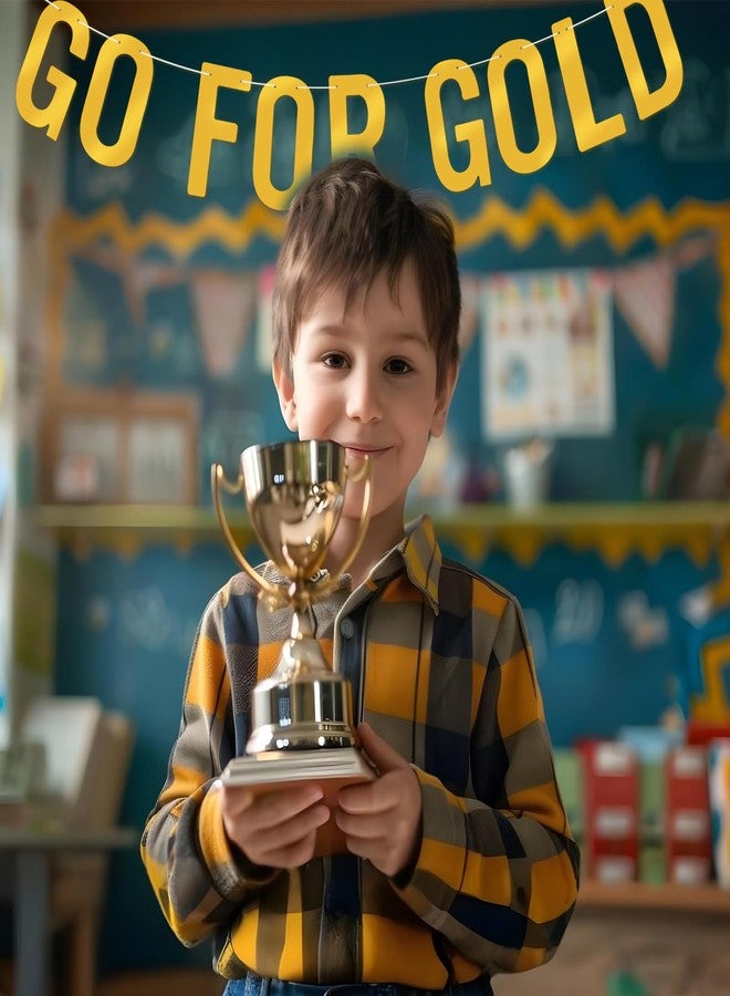 AOZUO مجموعة AOZUO المكونة من قطعتين من لافتات "Go for Gold"، لافتات زينة أولمبية لحفلات رياضية، خلفيات لجلسات التصوير، لوازم مسابقات الألعاب الرياضية، ديكور حائط منزلي داخلي وخارجي، 6.29 × 3.34 بوصة - Image 4