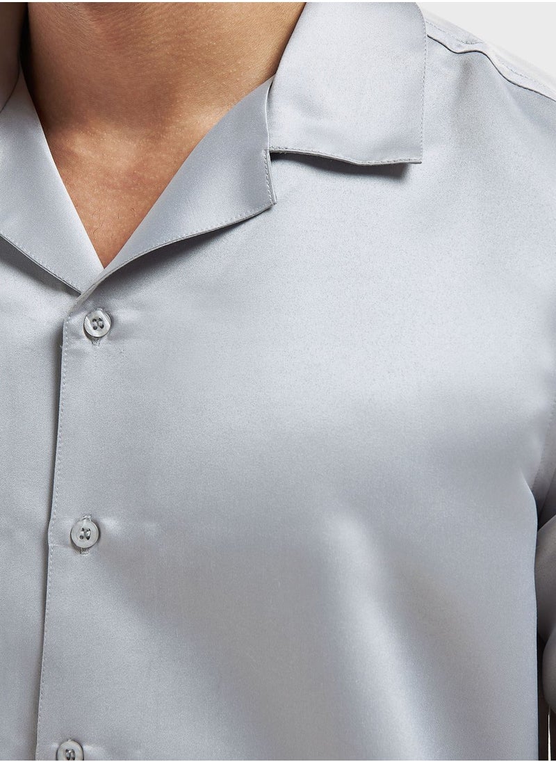 FAV Essential Regular Fit Shirt  - Image 3