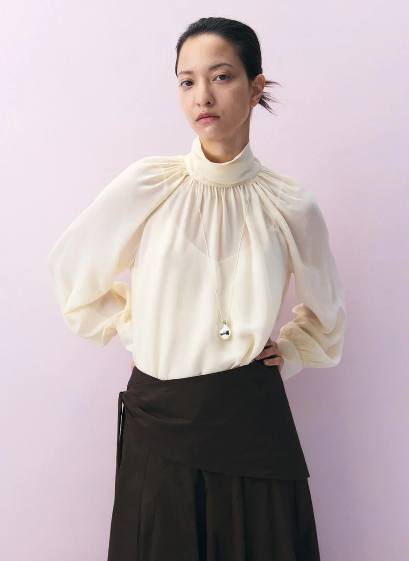 مانجو High-neck semi-transparent blouse