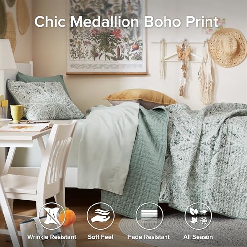 Comfort Spaces Boho Quilt Set Twin Reversible Vermicelli Quilting Twin Size Bed, All Season, Lightweight, Coverlet Winter Layer Bedding, Shams, Gloria, Twin/Twin XL Green 2 Piece - Image 3