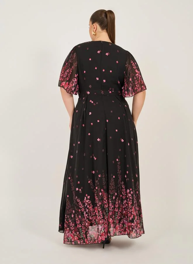 Styli Plus Size Floral Print Short Sleeves A-Line Maxi Dress