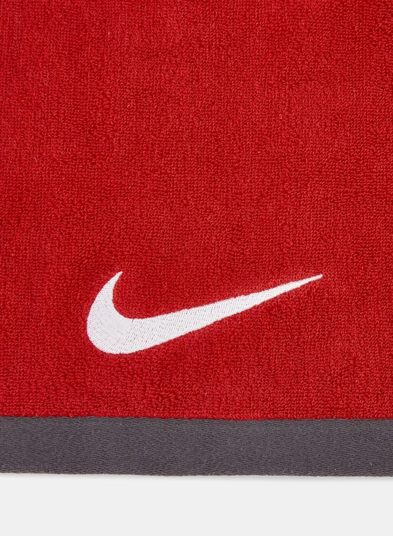 Nike Fundamental Towel
