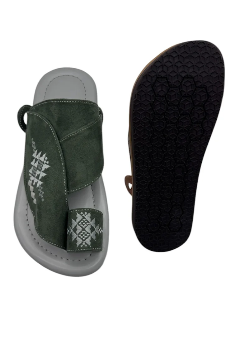 AL Fanoos Classic Arabic Slippers