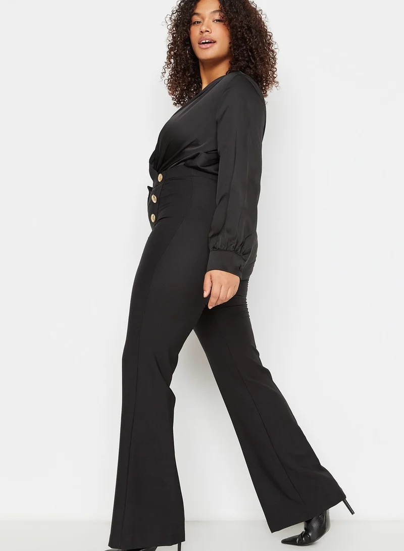 ترينديول كيرف Button Detail High Waist Pants