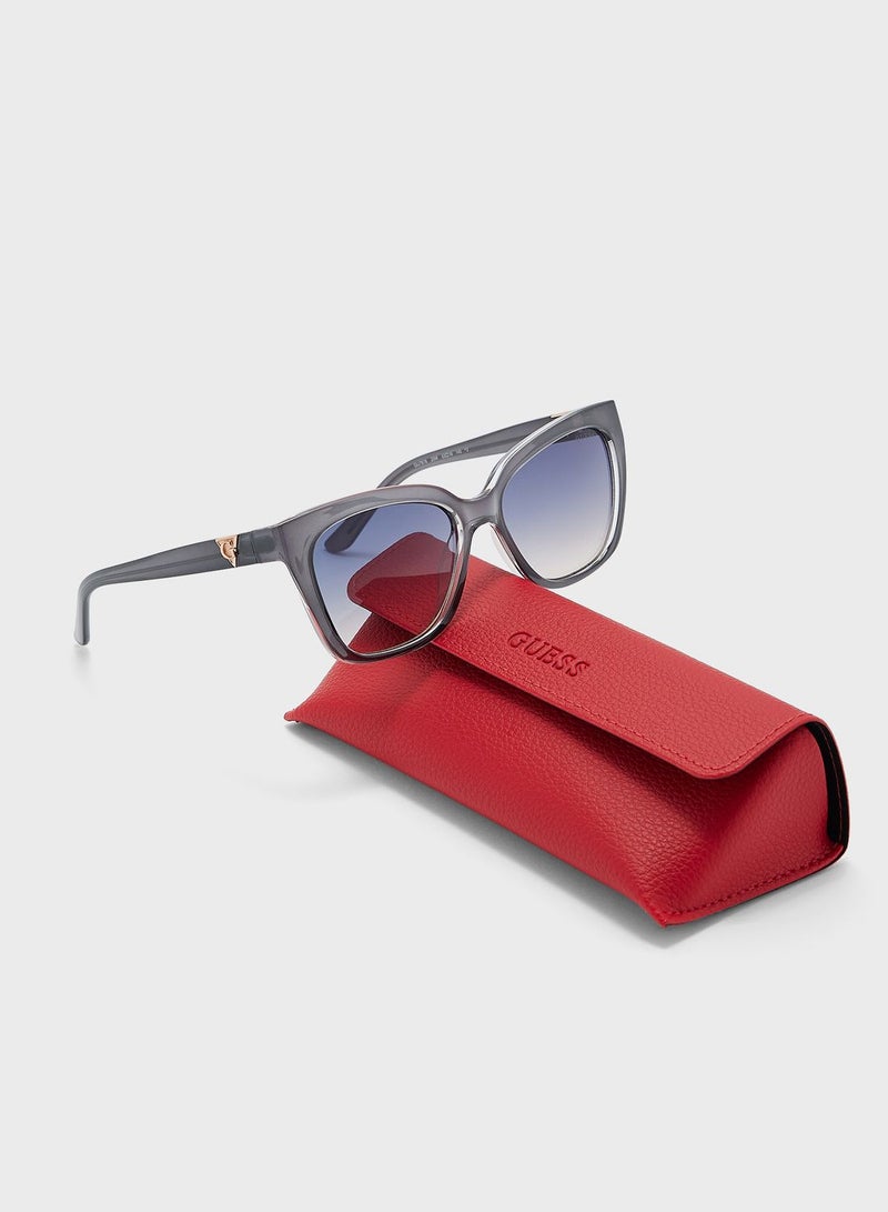 GUESS Gradient Oversized Rectangle Shape Sunglasses - Image 5