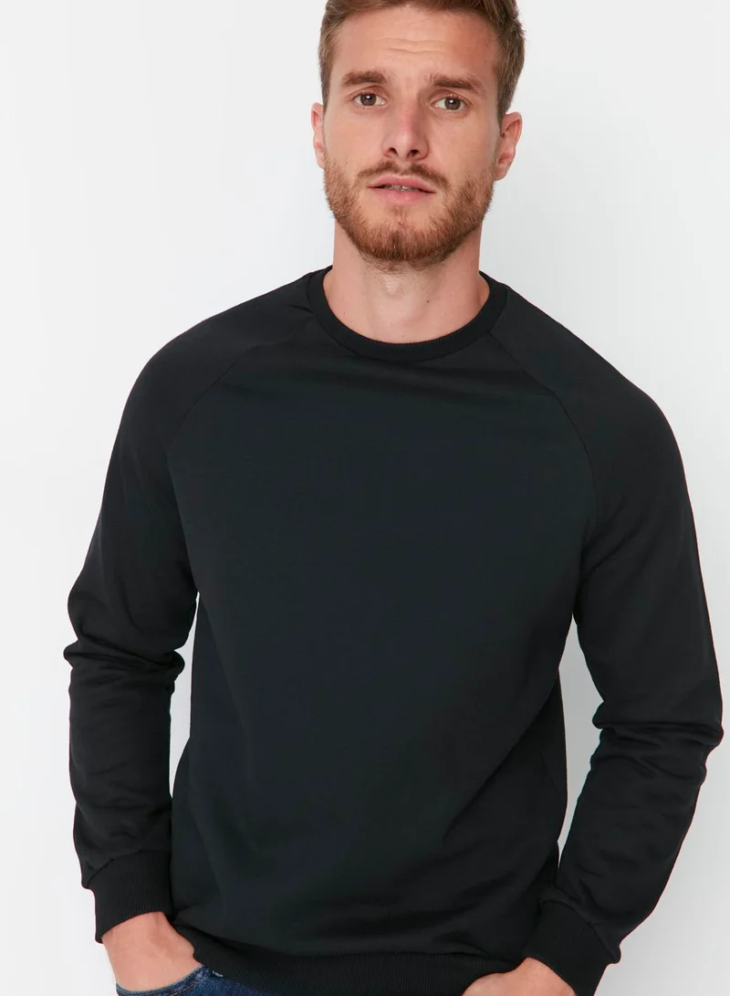 trendyol Essential Sweatshirt