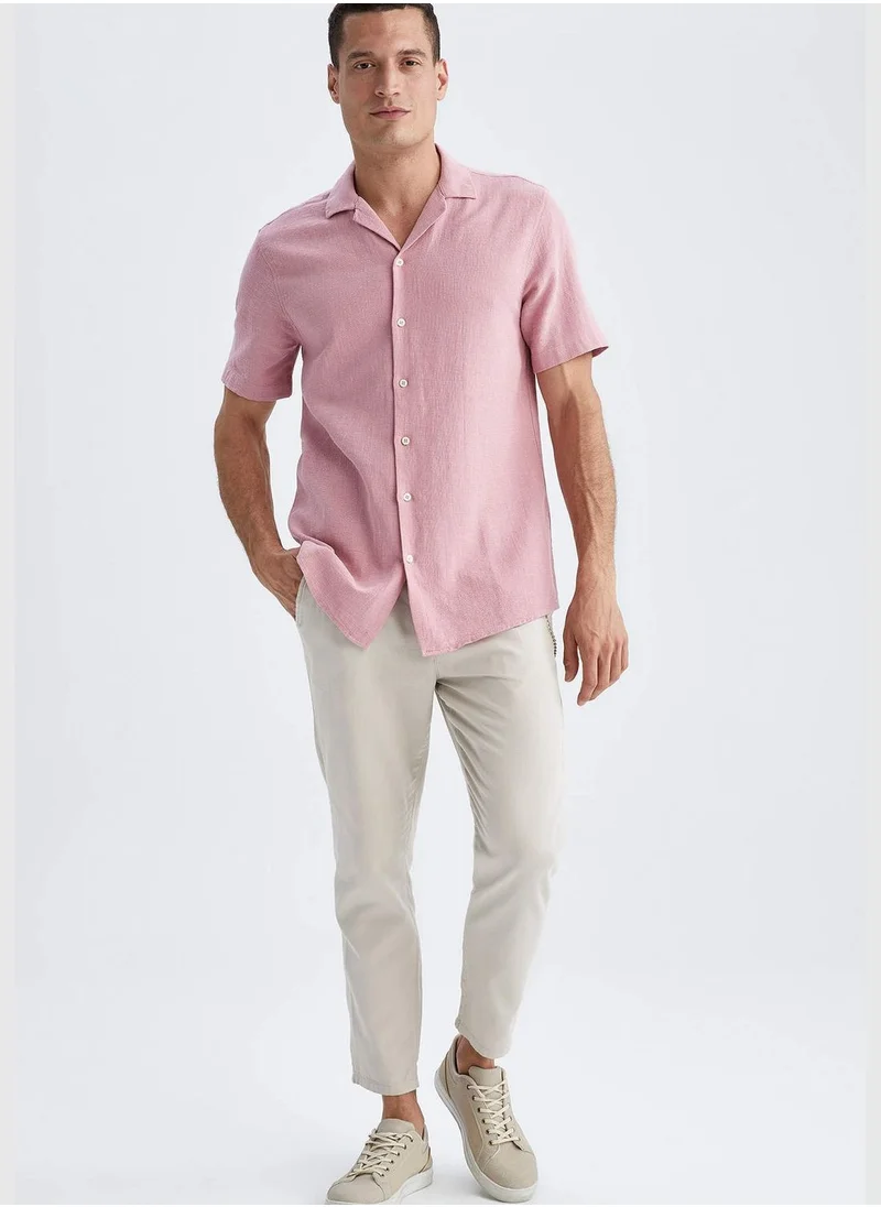 ديفاكتو Man Regular Fit Apache Neck Woven Top Short Sleeve Shirt