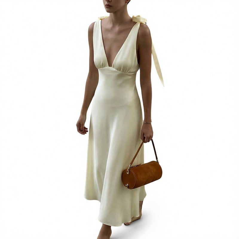 Elegant Fitted Tie-Waist Dress - Image 2