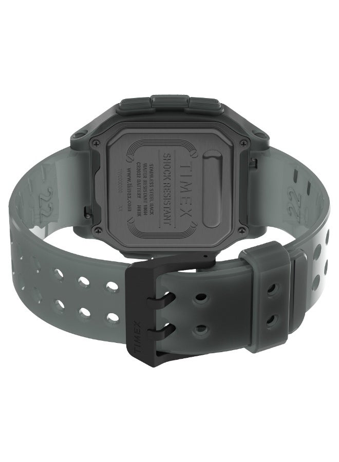 تيميكس ساعة TIMEX الرقمية ذات الأمر الحضري TW2U56400  رمادي سيليكون للرجال، متينة وأنيقة - Image 4