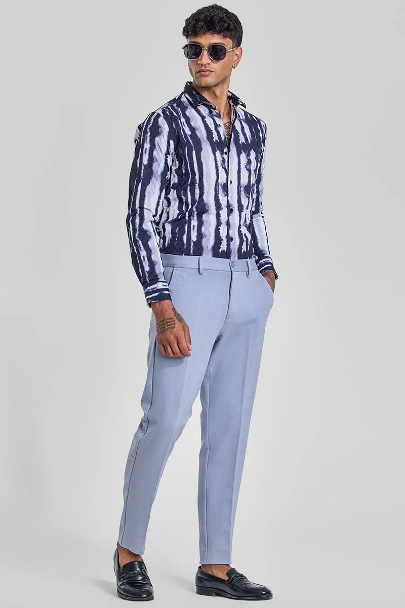 SNITCH قميص أزرق داكن بقصة ضيقة بتصميم تجريدي