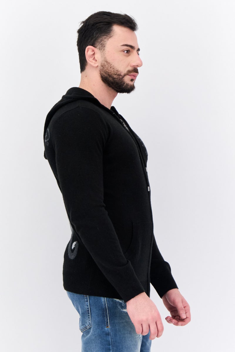 Ed Hardy سويت شيرت رجالي بغطاء رأس بطباعة جرافيك بأكمام طويلة، أسود - Image 2