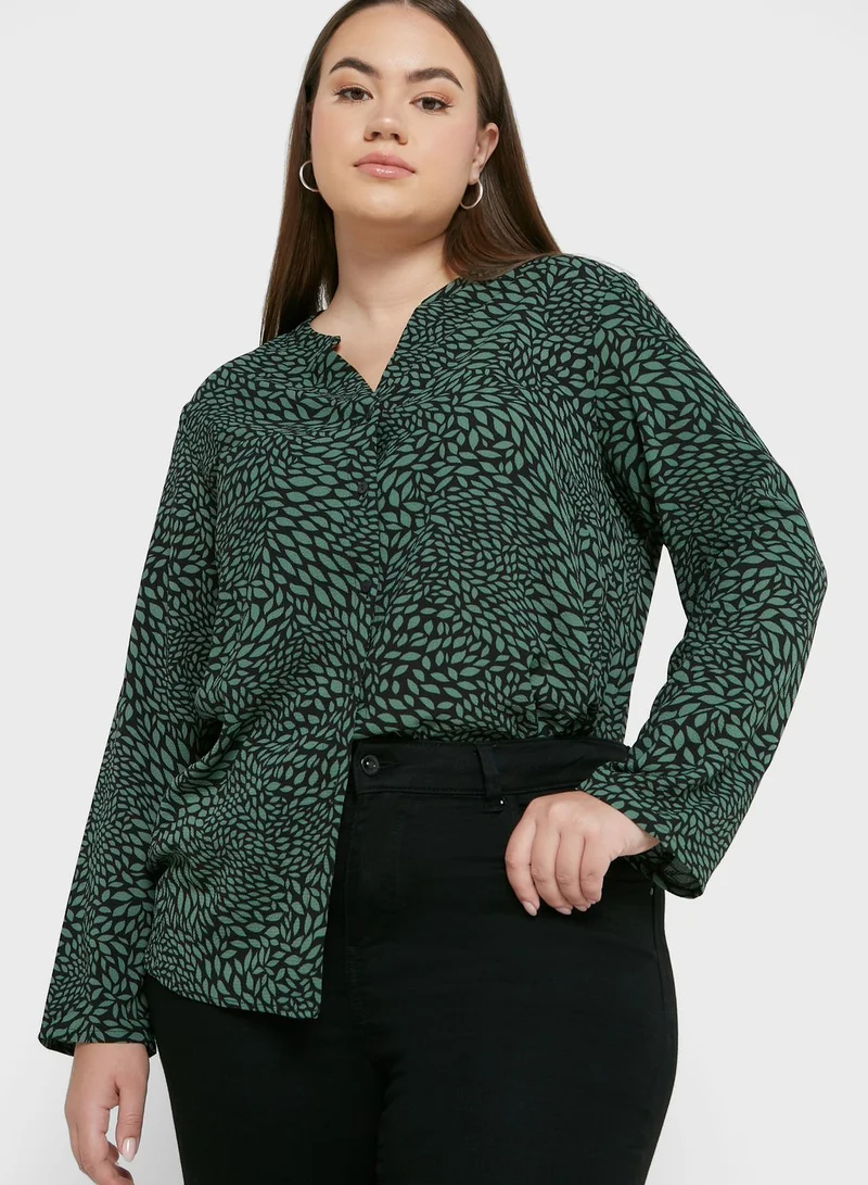 Only Carmakoma V-Neck Printed Shirt