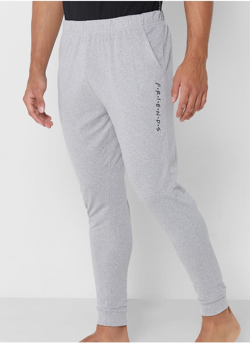Warner Bros - Friends Sustainable Pyjama Set - Image 1