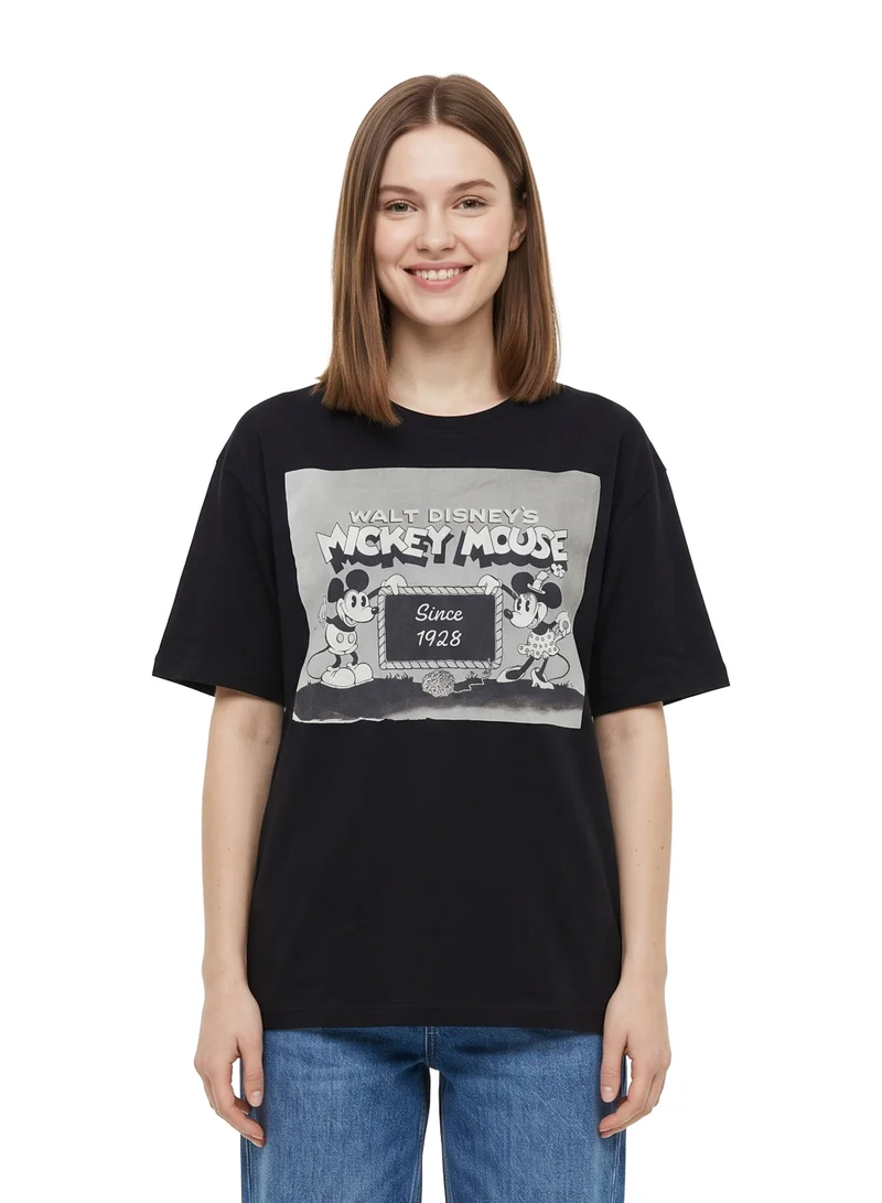 Disney Mickey & Minnie Mouse Vintage Graphic Women’s Drop Shoulder T-Shirt | Since 1928 Casual Crew Neck Cotton Tee