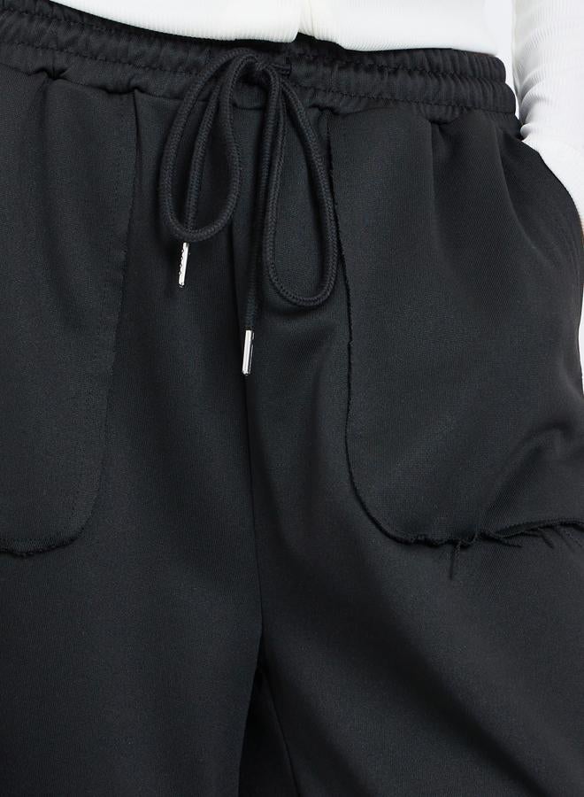 Styli Women Black Plain Wide Leg Joggers with Drawstring Waist - Image 3