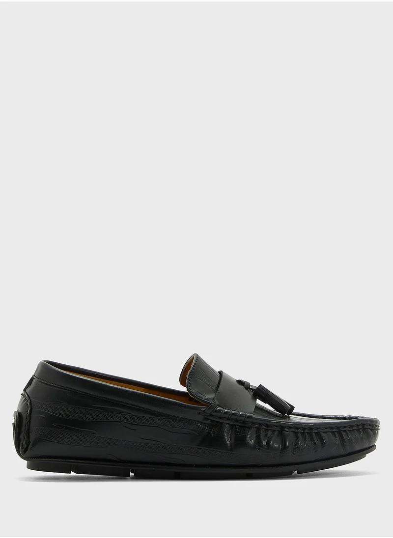 Robert Wood Tassel Detail Textuted Casual Loafers