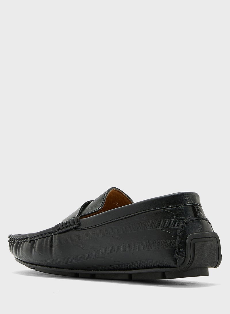Robert Wood Tassel Detail Textuted Casual Loafers  - Image 2