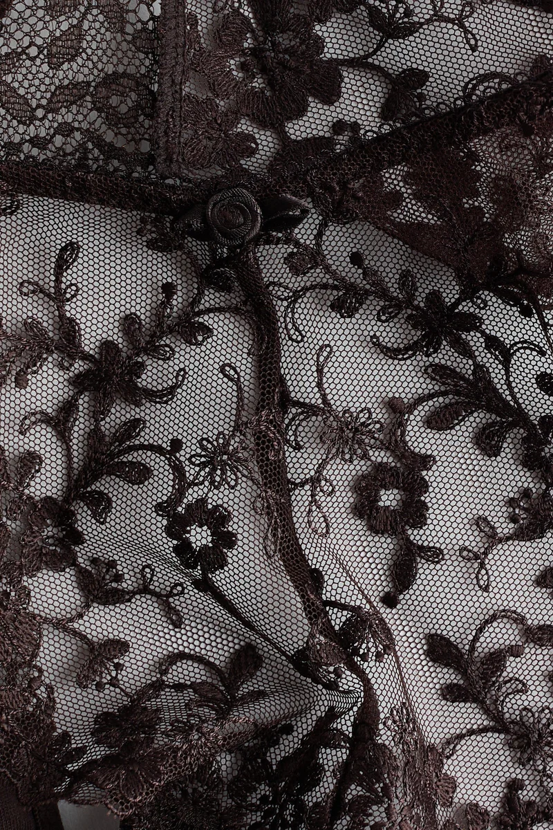 اتش اند ام سروال ثونغ مطرز