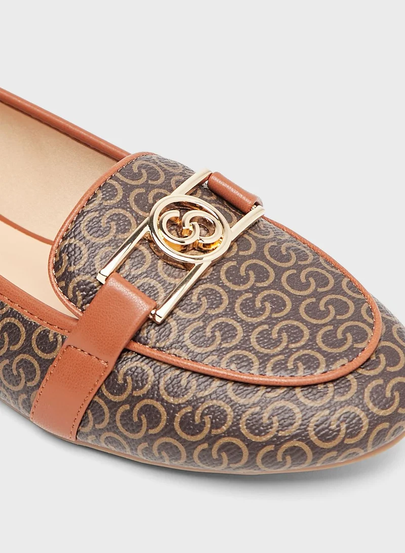 سيليست راقصات الباليه الكاجوال