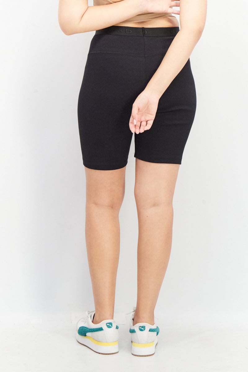 NA-KD Hunkemoller x NA-KD Women Textured Pull On Shorts, Black - Image 4