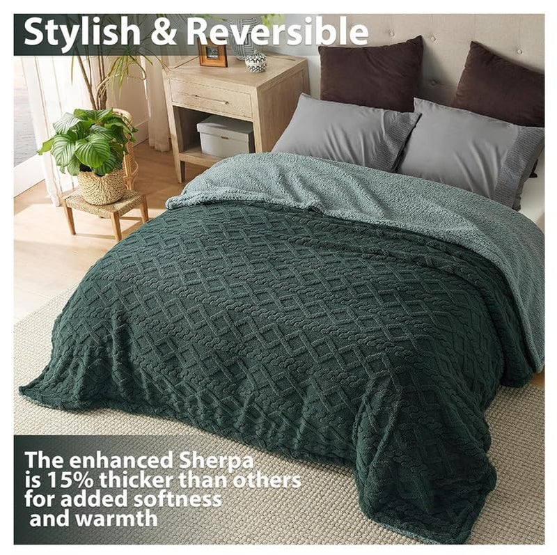 BSB HOME Flannel with Sherpa Luxurious Super Soft Fluffy Cozy Fuzzy Warm Reversible Single Bed Blanket for Heavy Winter 500GSM Blanket/Quilt Rajaai - Color- Bottle Green, 220 x 150 Cm, Weight- 2kg - Image 2