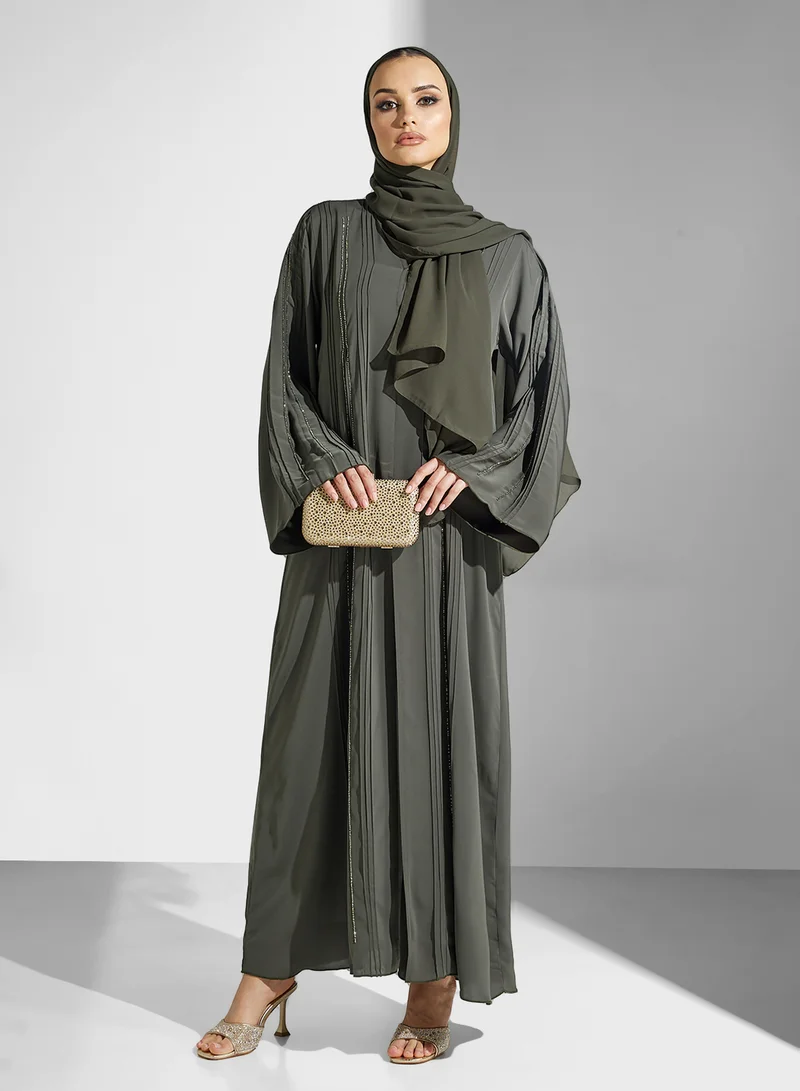 hayas closet V-Neck Embroidered Flared Sleeve Abaya