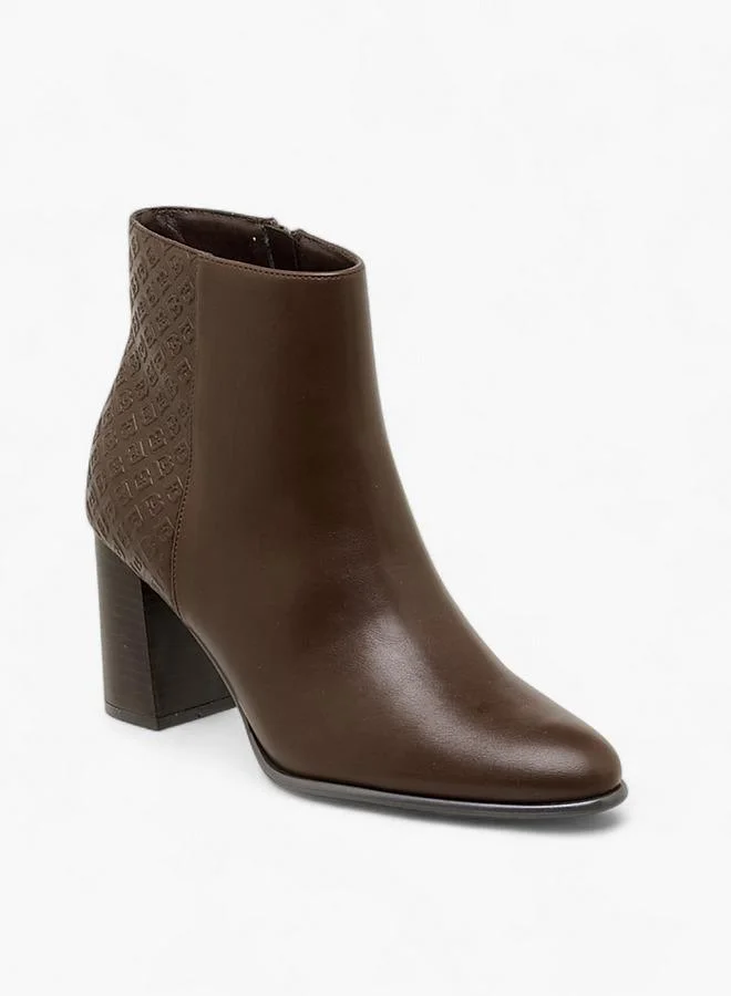 فلورا بيلا من شو إكسبرس بوت كاحل بكعب عريض نسائي