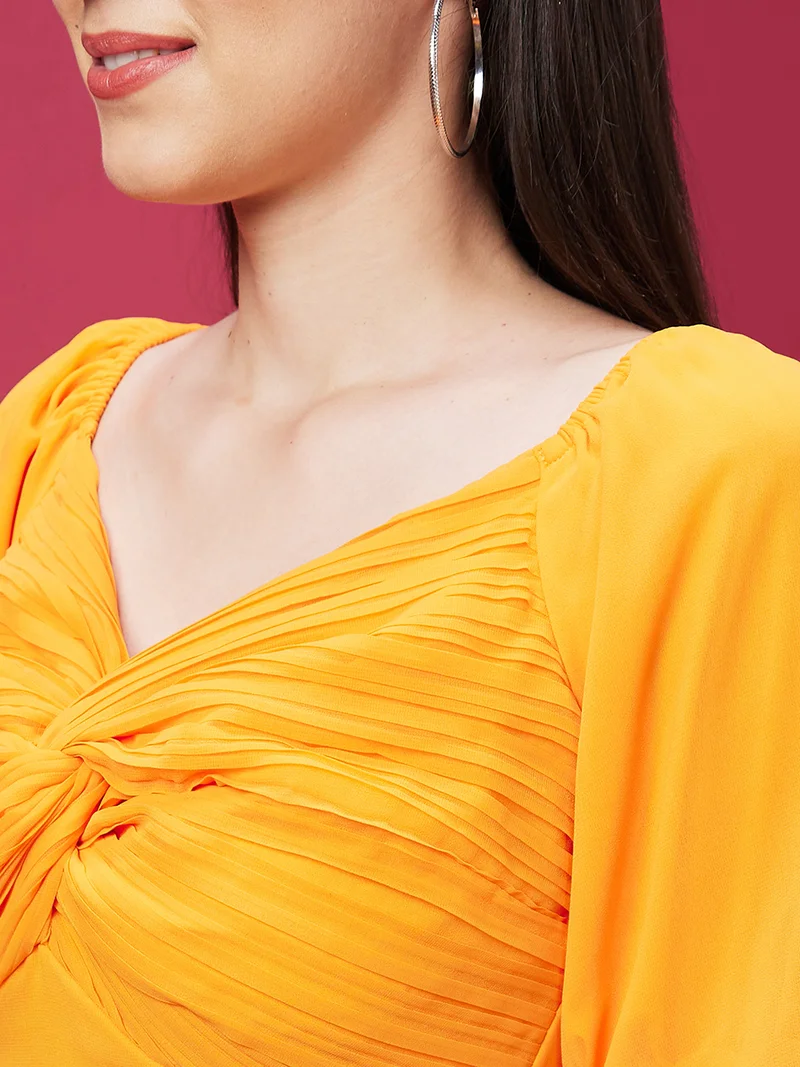 globus Women Orange Sweetheart Neck Puff Sleeves Smocked Twisted Crop Top
