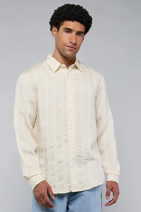 أر أند بي Textured Shirt with Classic Collar and Long Sleeves