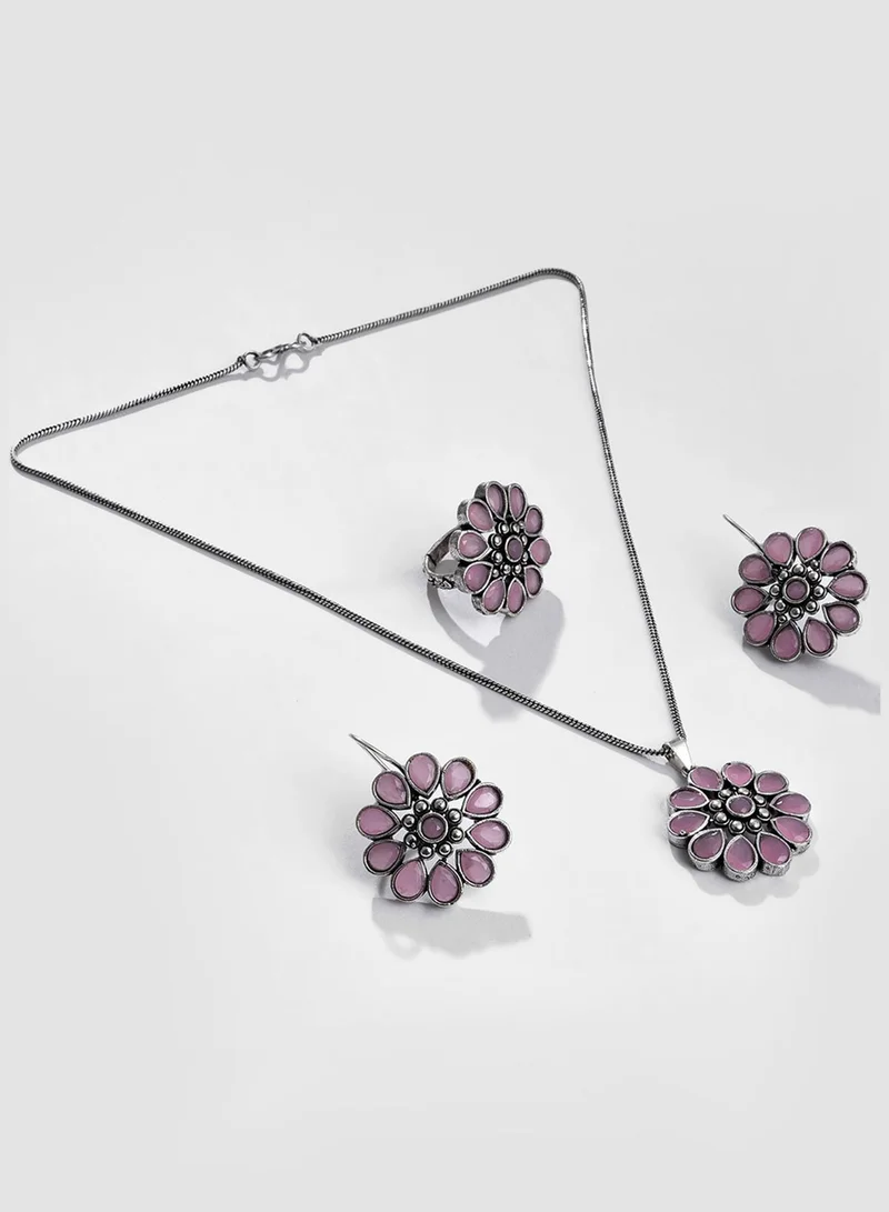 سوهي طقم مجوهرات مرصع بحجر بنفسجي وزهور صناعية