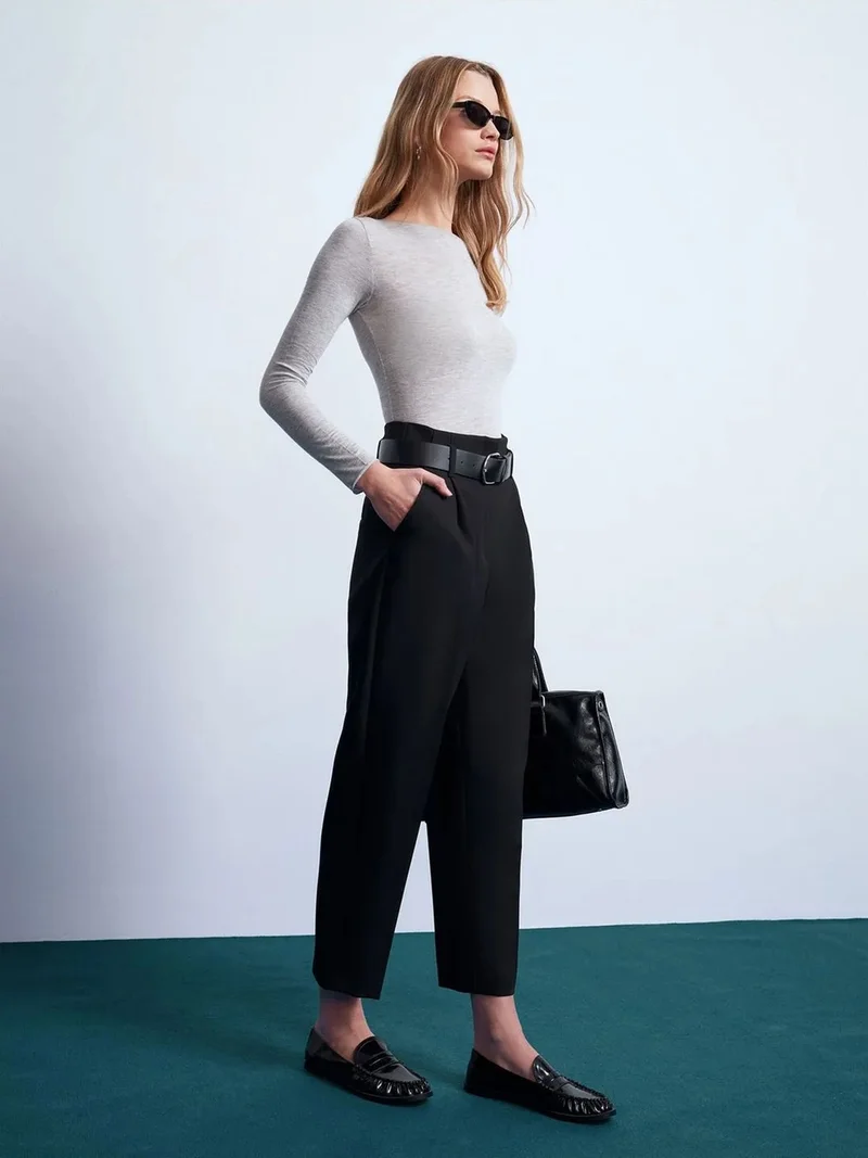 Dilvin Dilvin High-Waist Straight-Leg Crepe Trousers With Belt
