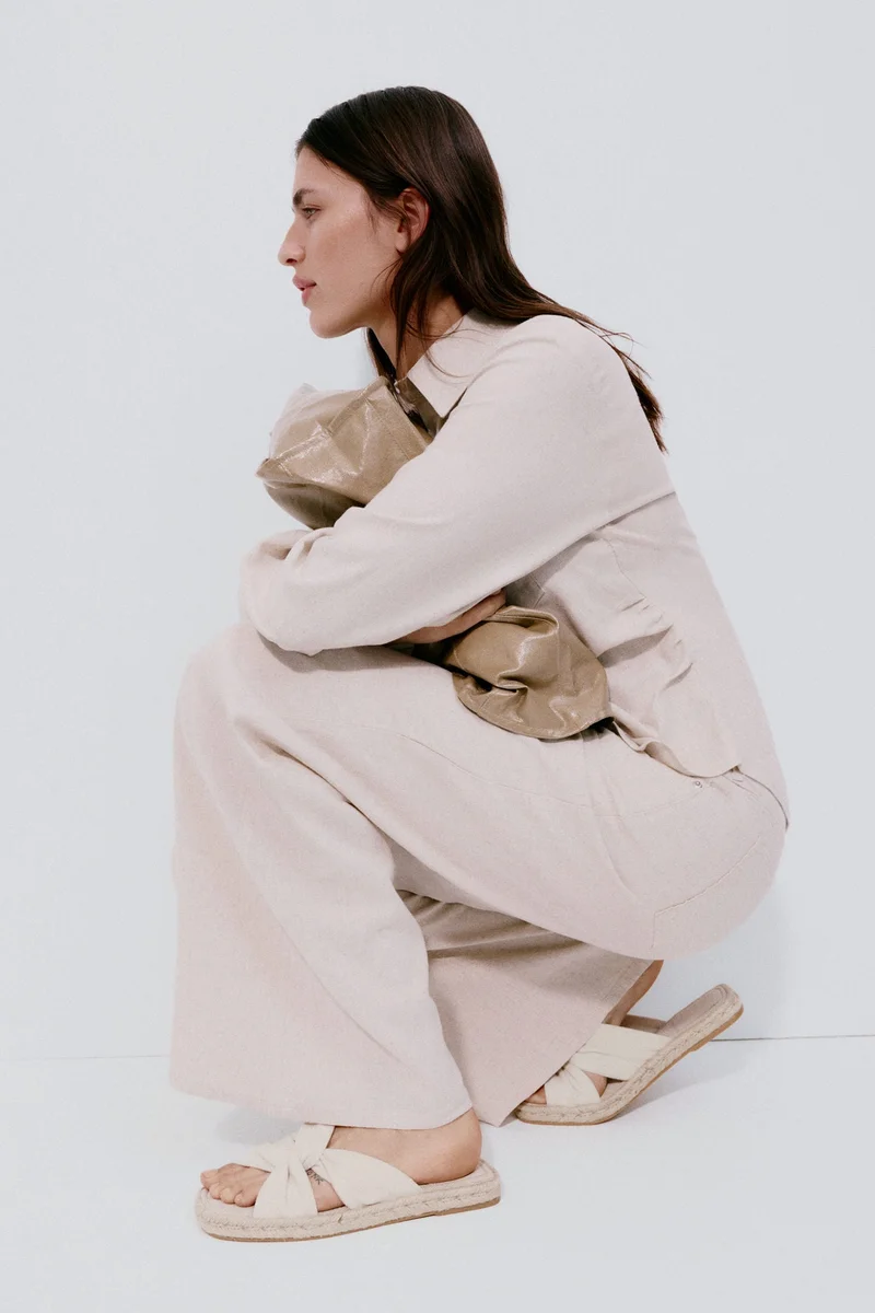 اتش اند ام صندل اسبدريل بتفاصيل ملفوفة