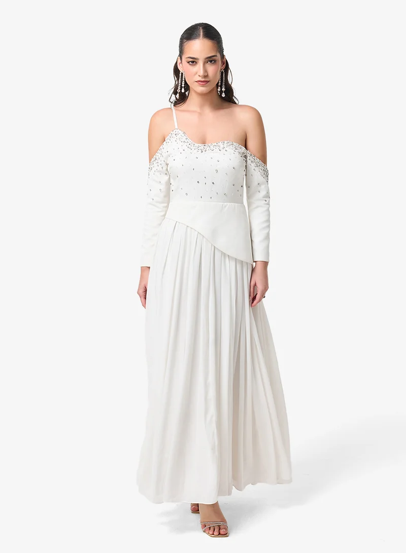 ثريدز باي اجوني فستان ماكسي بكتف مكشوف مزين بالخرز