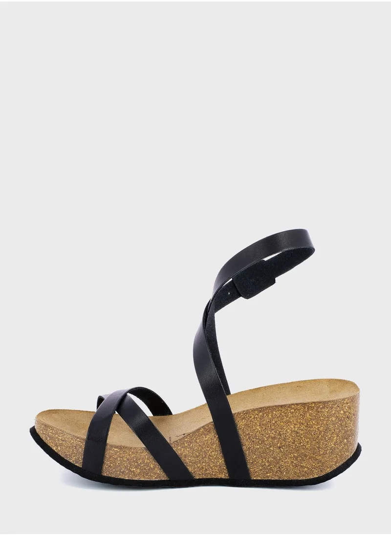 BAYTON Asteria Strappy Mid Heel Wedges