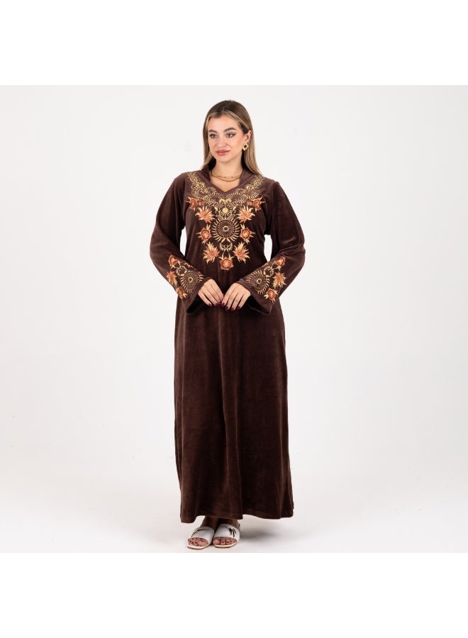 زيكوتكس  جلابية قطيفة بني مطرزة – أناقة عربية فاخرة - Image 1