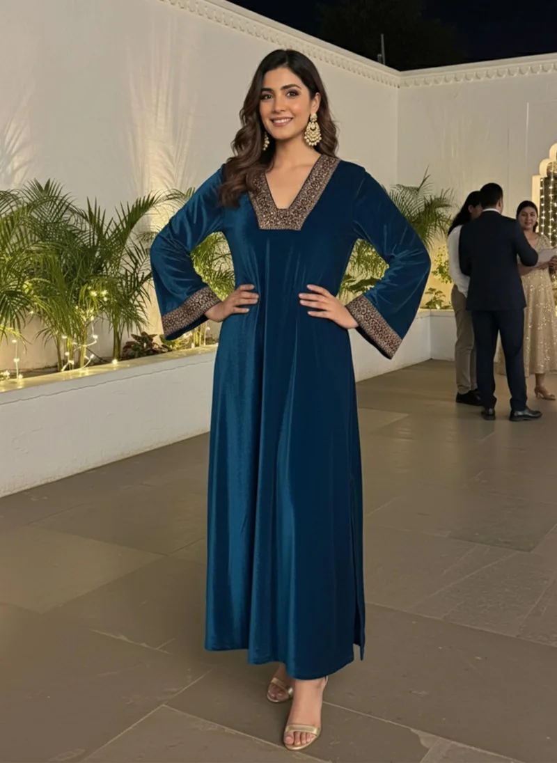 trueBrowns trueBrowns Blue Velvet Straight Maxi Dress