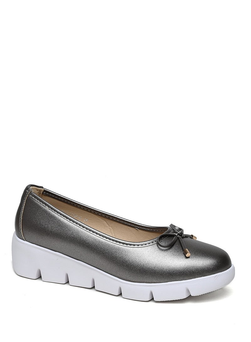 كابلي حذاء فلات مريح بتفصيل ربطة وكعب سميك - Image 1