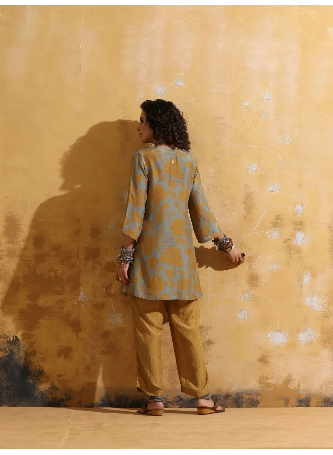 ترو برونز trueBrowns Mint Mustard Jaal Print Muslin Silk Co-ord Set