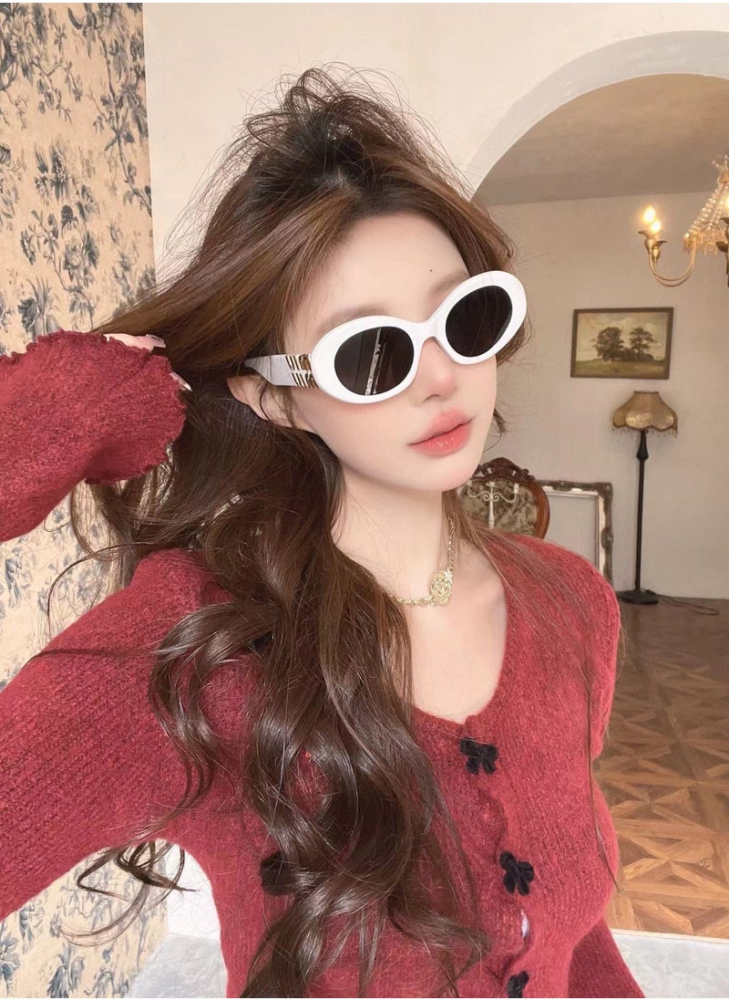 MIU - MIU MIU Women's Sunglasses    SMU15ws SIZE：52-22-145mm - Image 1