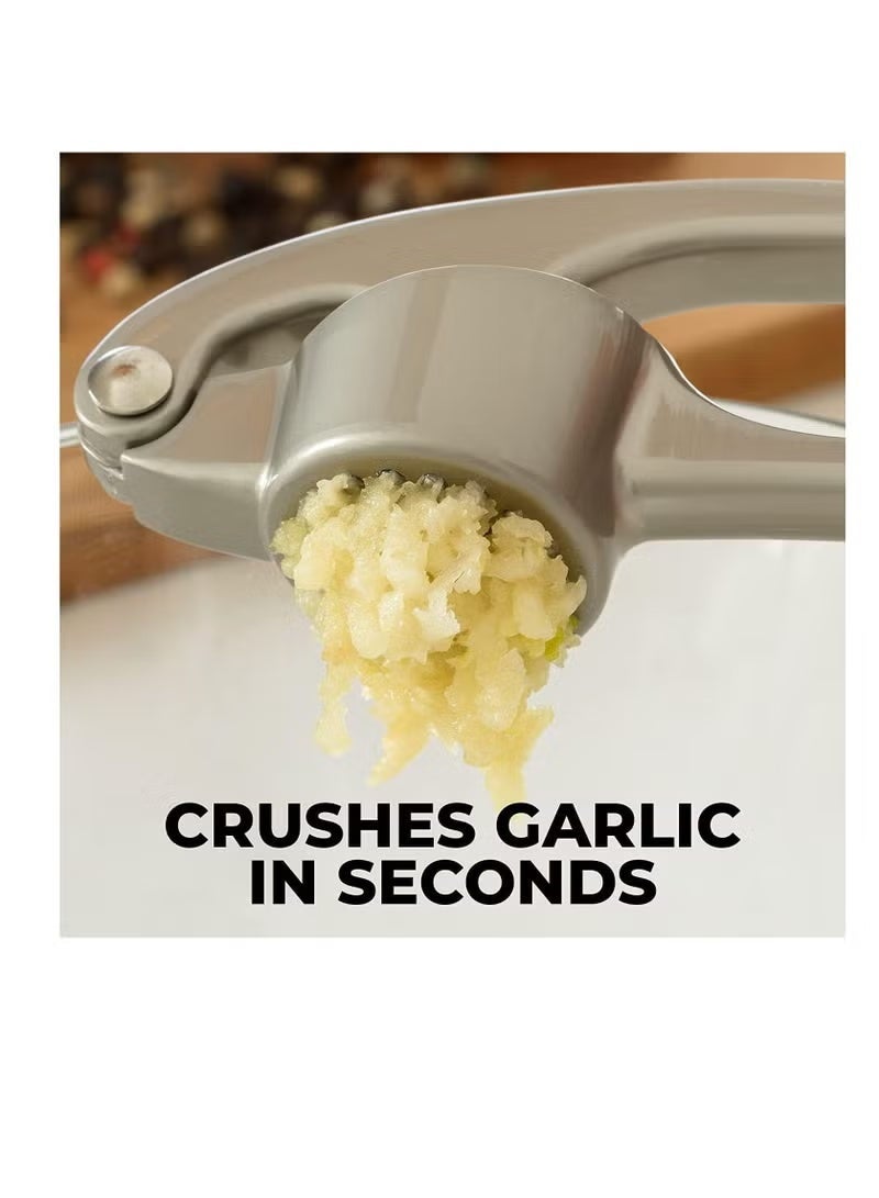 يوكانبي مجموعة هراسة الثوم الفاخرة للمطبخ – أداة 3 في 1 لهرس الثوم مع مقشرة وفرشاة تنظيف | مقبض مريح، مصنوعة من الفولاذ المقاوم للصدأ لهرس الثوم والزنجبيل - Image 4