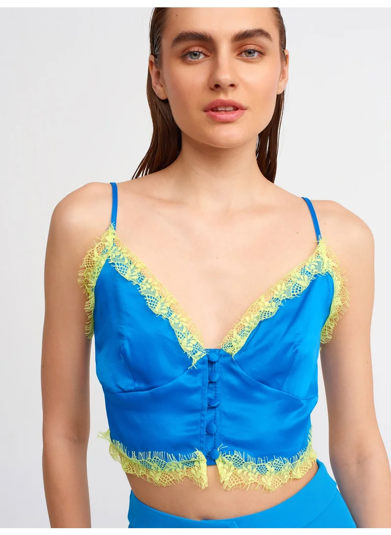 Dilvin 20120 Lace Detailed Crop Top-Saks