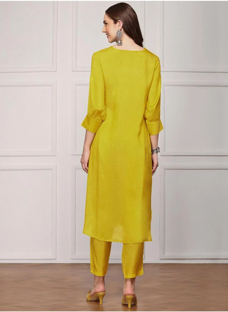 ISHIN Mustard Kurta Set Straight Fit 3/4 Sleeve Sleeve made from Viscose Shantoon featuring Self Design design and Round Neck neckline - Perfect for Ethinic!