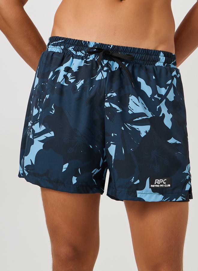 Styli Styli Abstract Print Regular Fit Swim Shorts with Badge Detail - Image 3