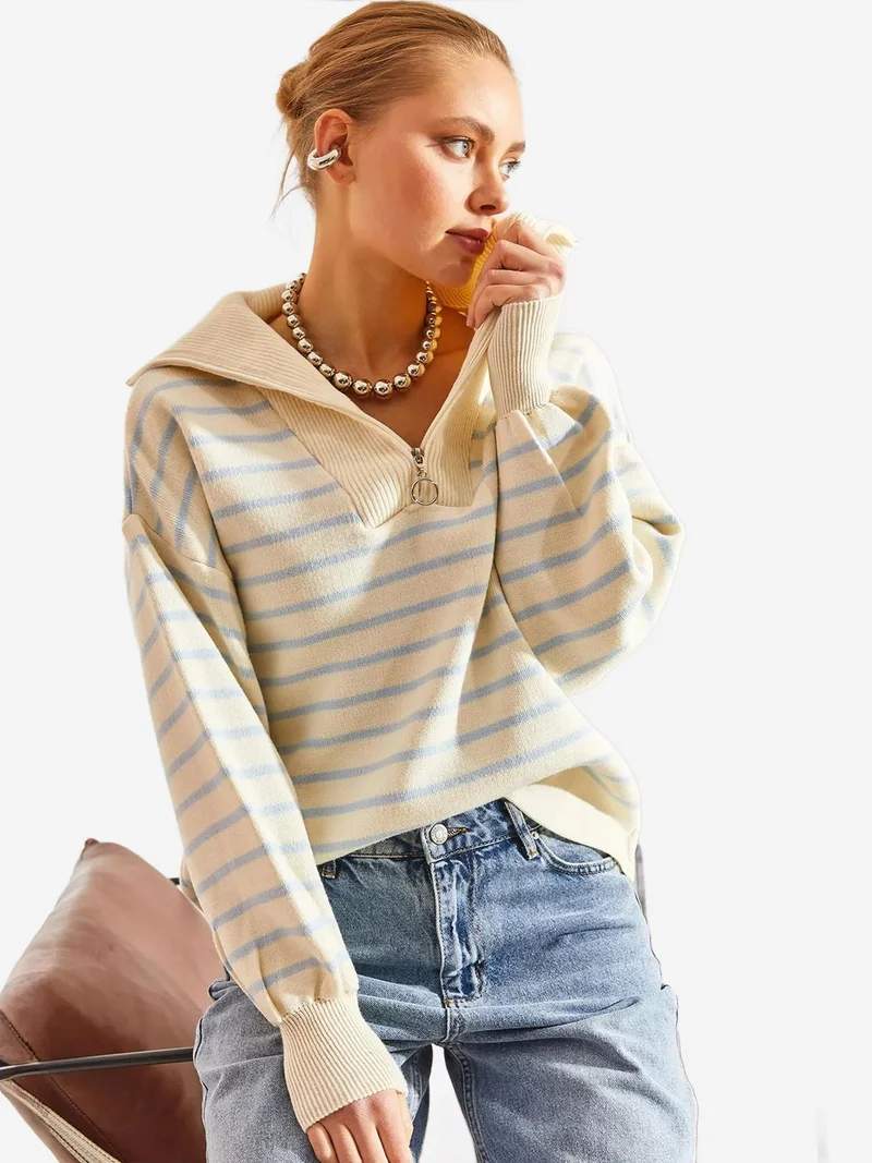 Bianco Lucci LUCCI Striped Boxy Crop Sweater with Zipper Collar
