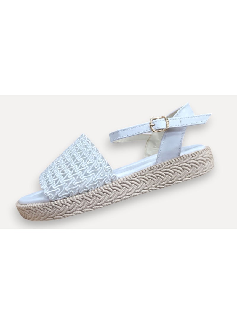 Women's sandals with thick soles - Image 3