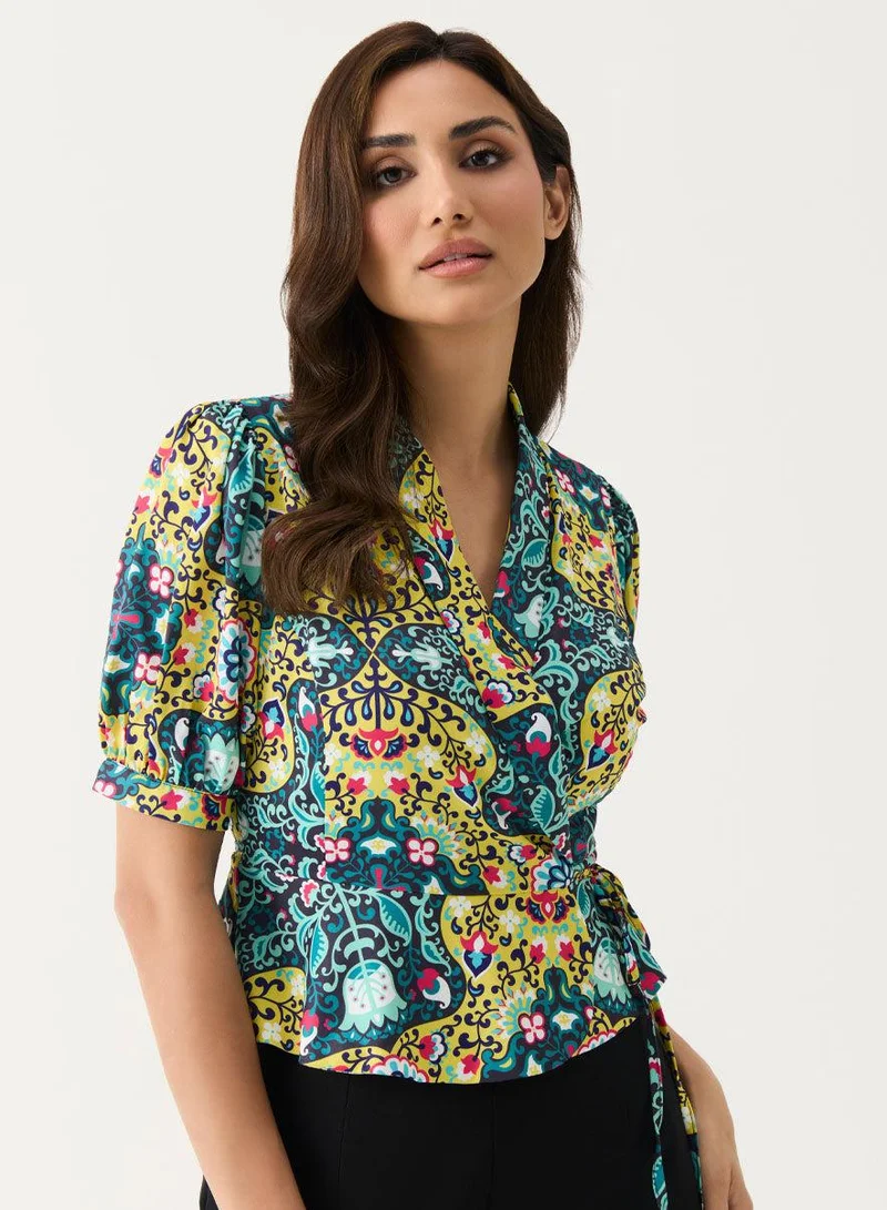 Zigzag Peplum Crop Top with V Neck