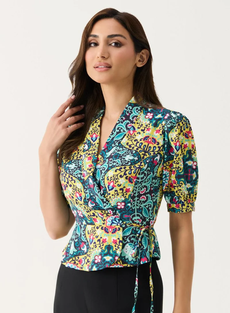 Zigzag Peplum Crop Top with V Neck