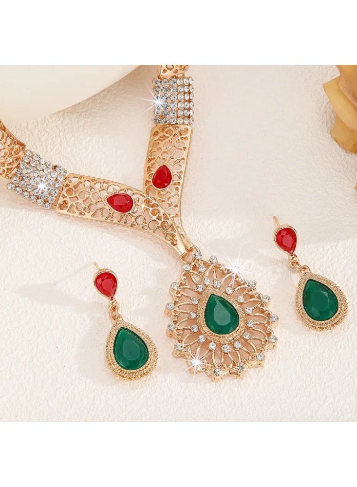 Hot selling gold hollowed out artificial rhinestone necklace and earring set in Europe and America - Image 3